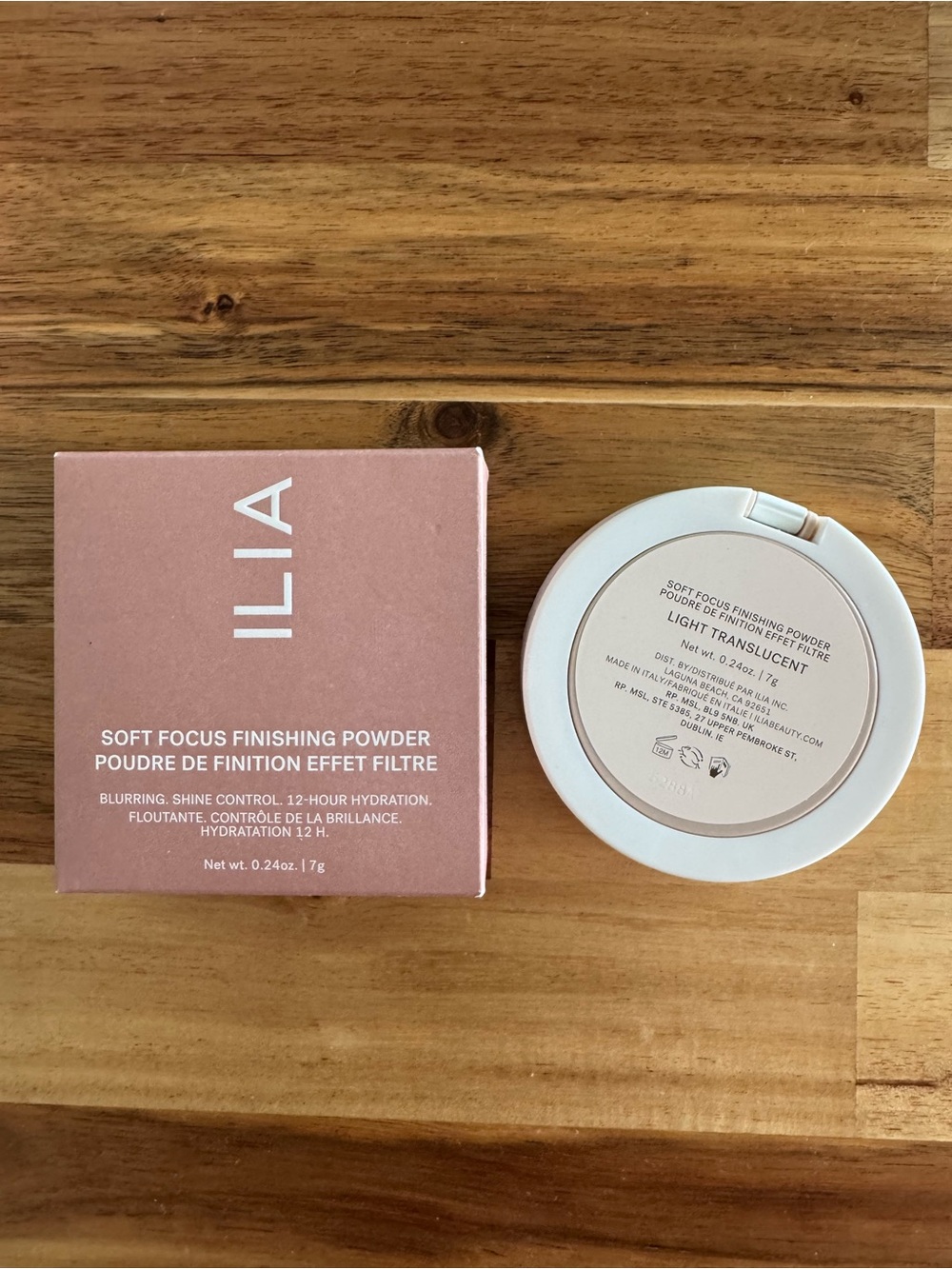 ILIA Soft Focus Finishing Powder in Light Translucent